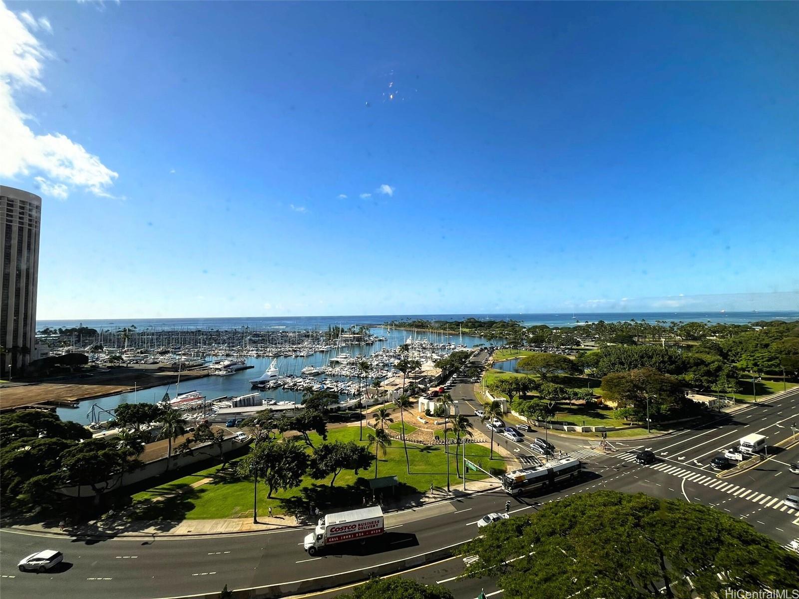 Yacht Harbor Towers condo # 1410, Honolulu, Hawaii - photo 19 of 20