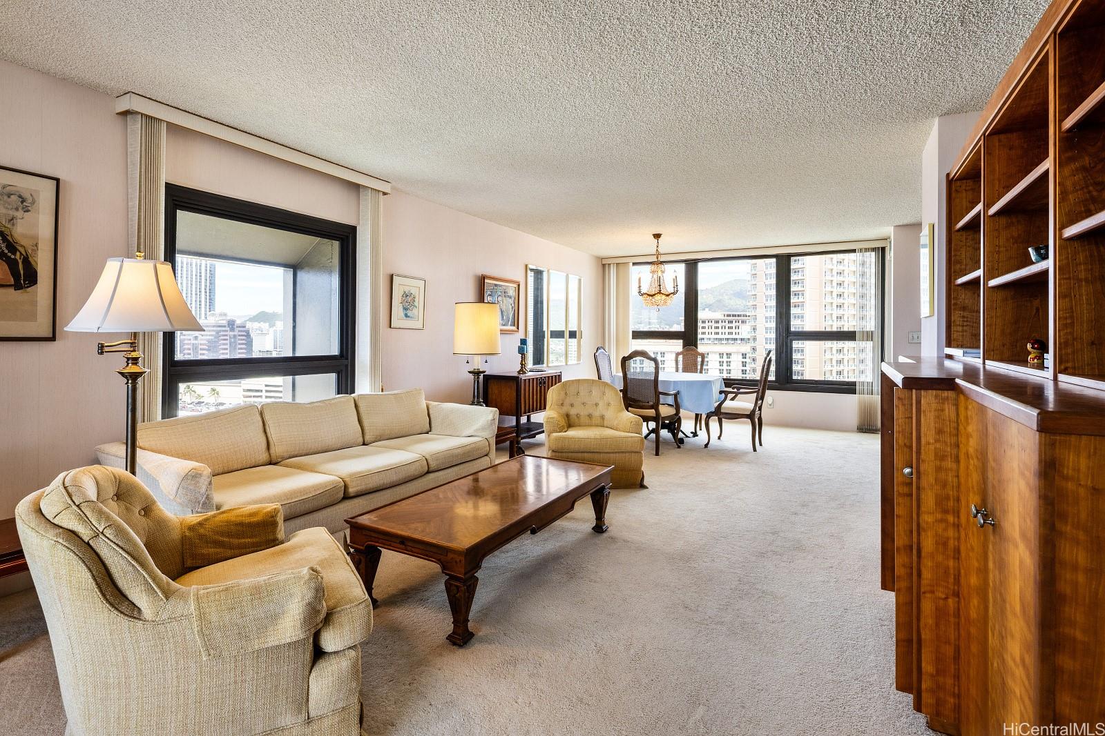 Yacht Harbor Towers condo # 1912, Honolulu, Hawaii - photo 5 of 25