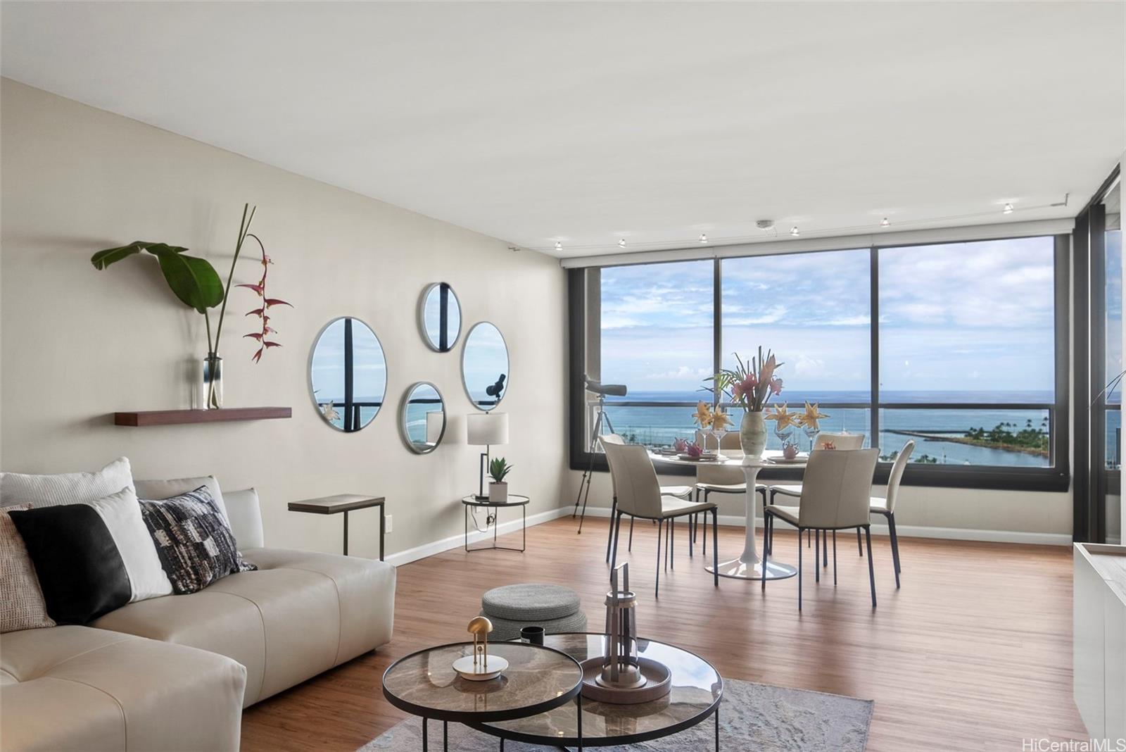 Yacht Harbor Towers condo # 2106, Honolulu, Hawaii - photo 7 of 25