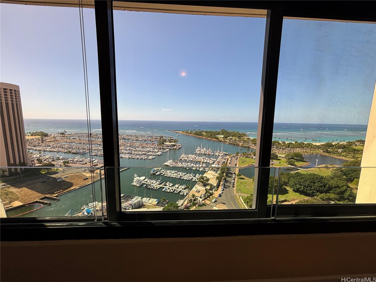 1600 Ala Moana Blvd Honolulu - Rental - photo 3 of 19