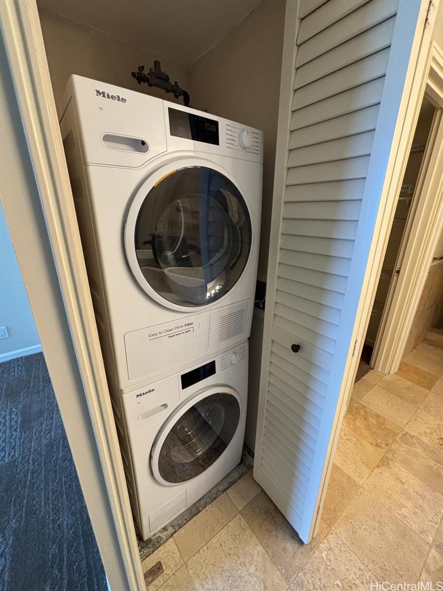 1600 Ala Moana Blvd Honolulu - Rental - photo 11 of 19