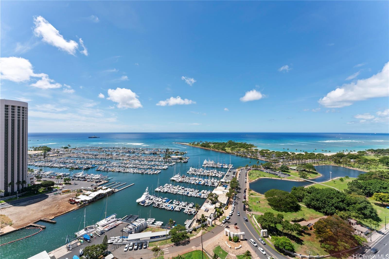 Yacht Harbor Towers condo # 2906, Honolulu, Hawaii - photo 16 of 25