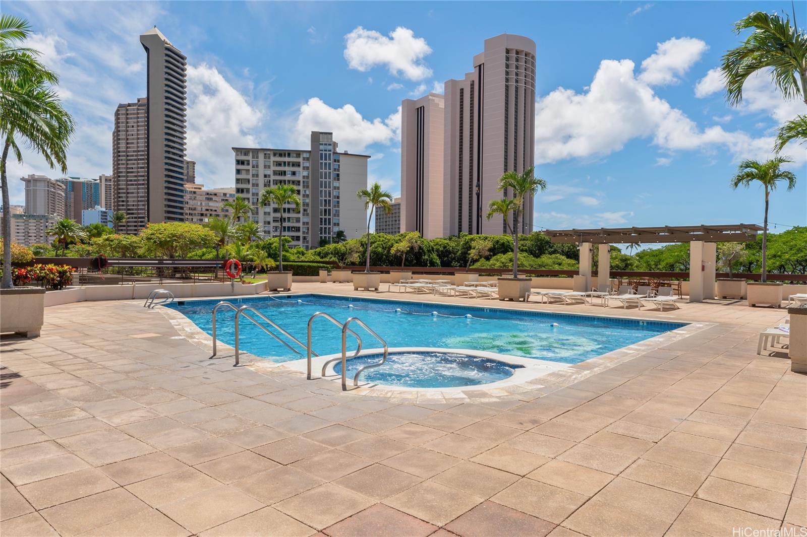 Yacht Harbor Towers condo # 2906, Honolulu, Hawaii - photo 20 of 25