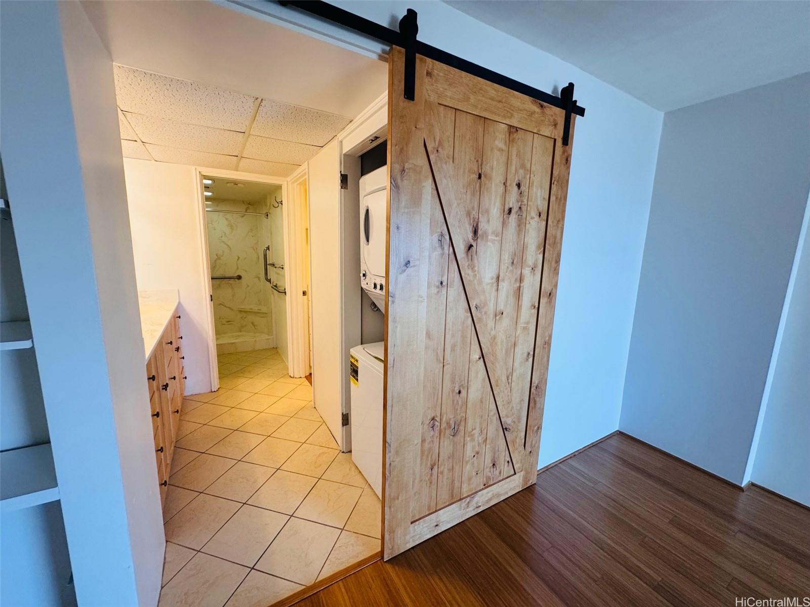 Yacht Harbor Towers condo # 3202, Honolulu, Hawaii - photo 15 of 20