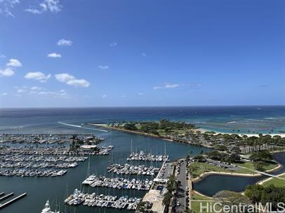 Yacht Harbor Towers condo # 3202, Honolulu, Hawaii - photo 5 of 20