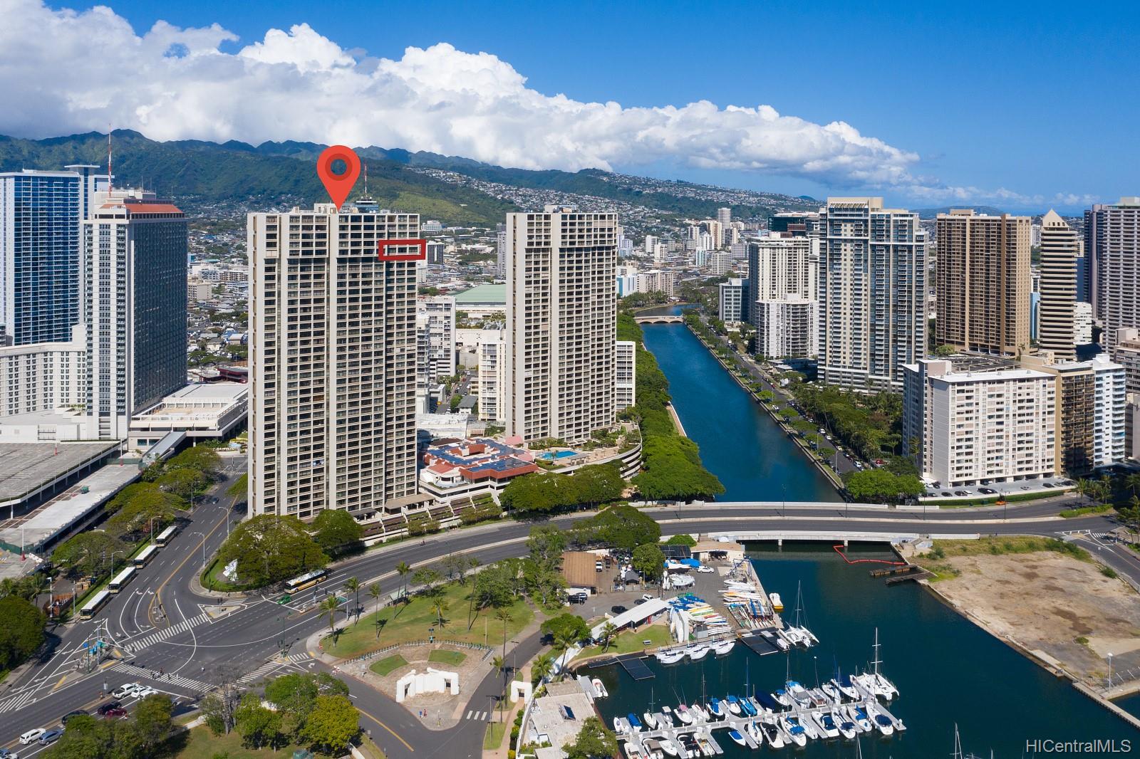 Yacht Harbor Towers condo # 3700, Honolulu, Hawaii - photo 19 of 25