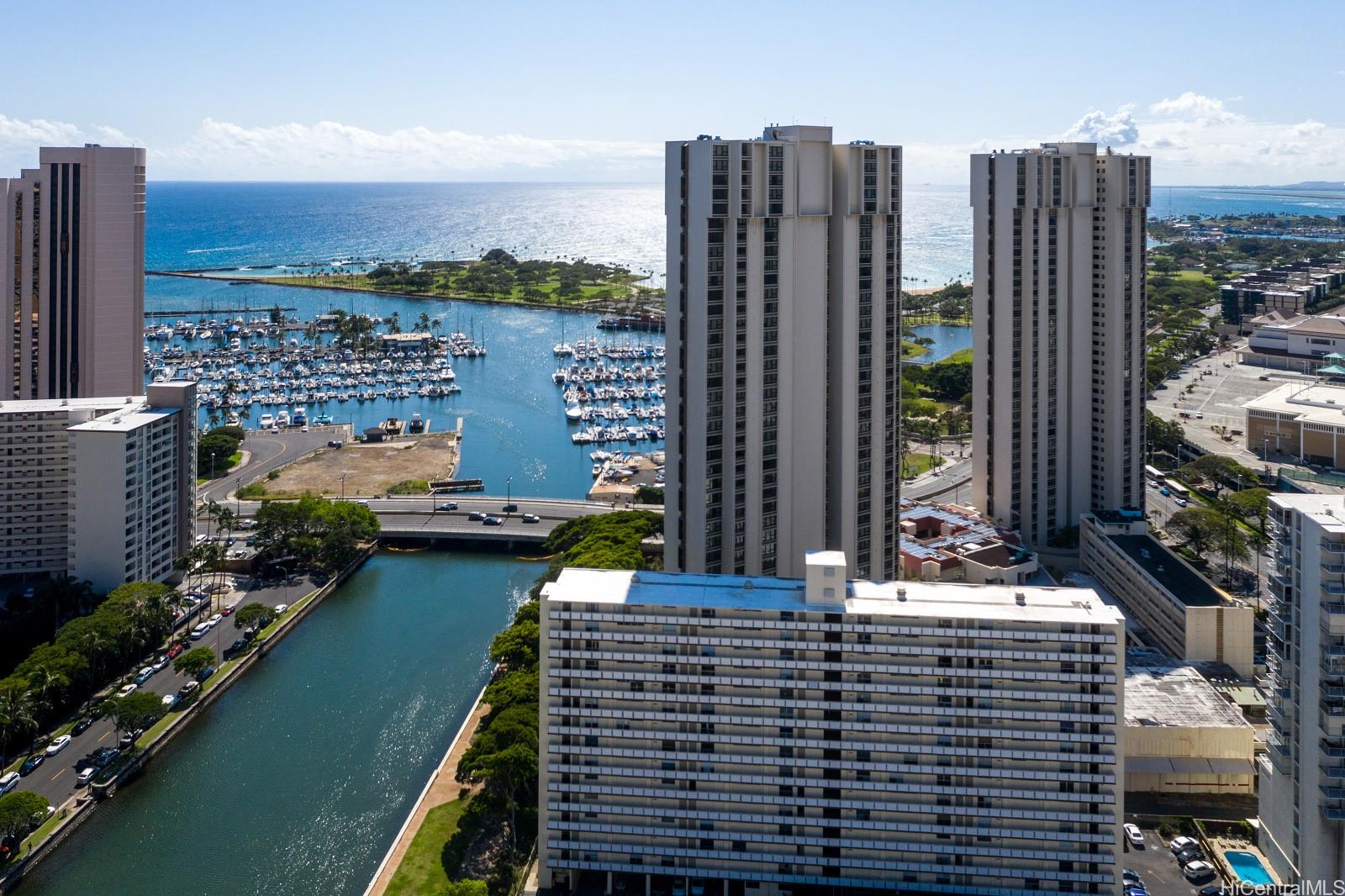 Yacht Harbor Towers condo # 3700, Honolulu, Hawaii - photo 3 of 25