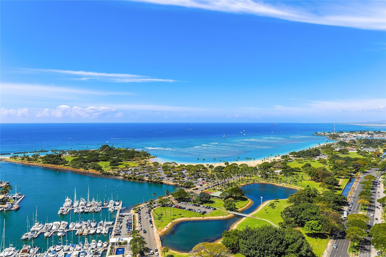Yacht Harbor Towers condo # 3700, Honolulu, Hawaii - photo 19 of 20