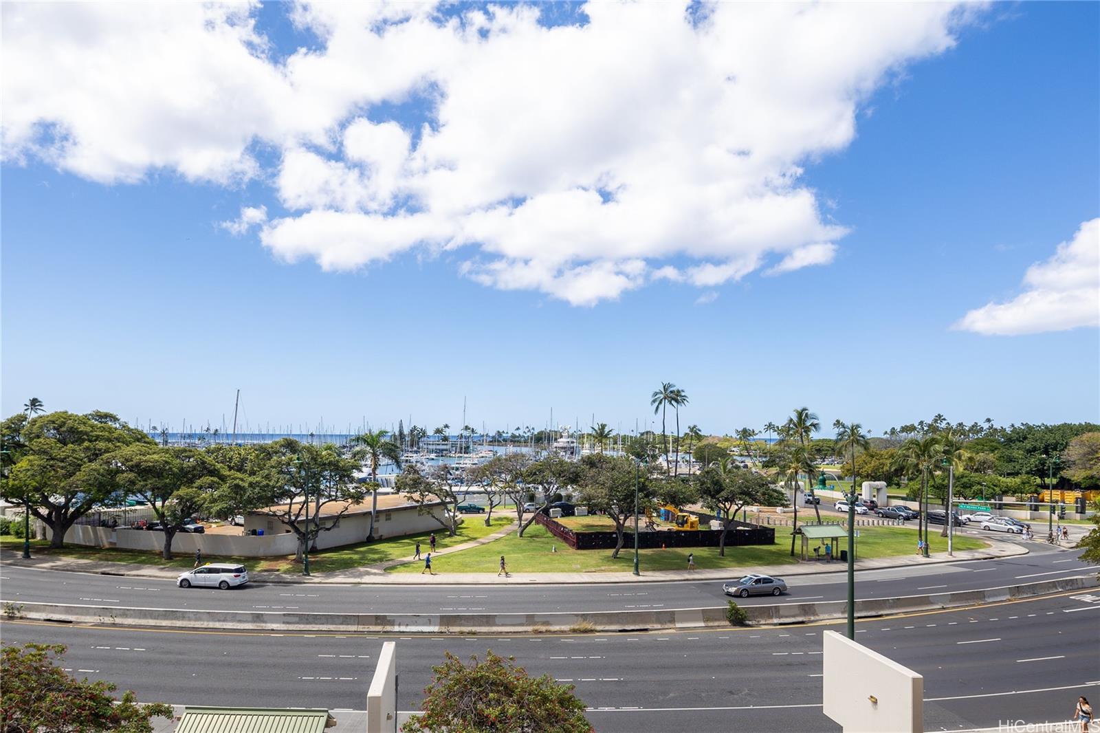 Yacht Harbor Towers condo # 500, Honolulu, Hawaii - photo 15 of 21