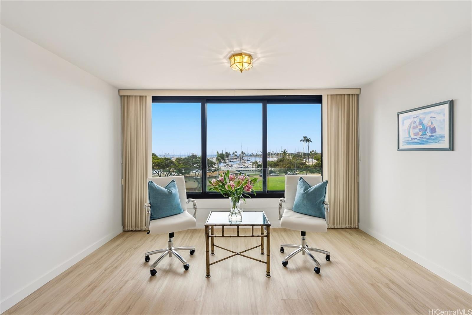 Yacht Harbor Towers condo # 500, Honolulu, Hawaii - photo 3 of 23