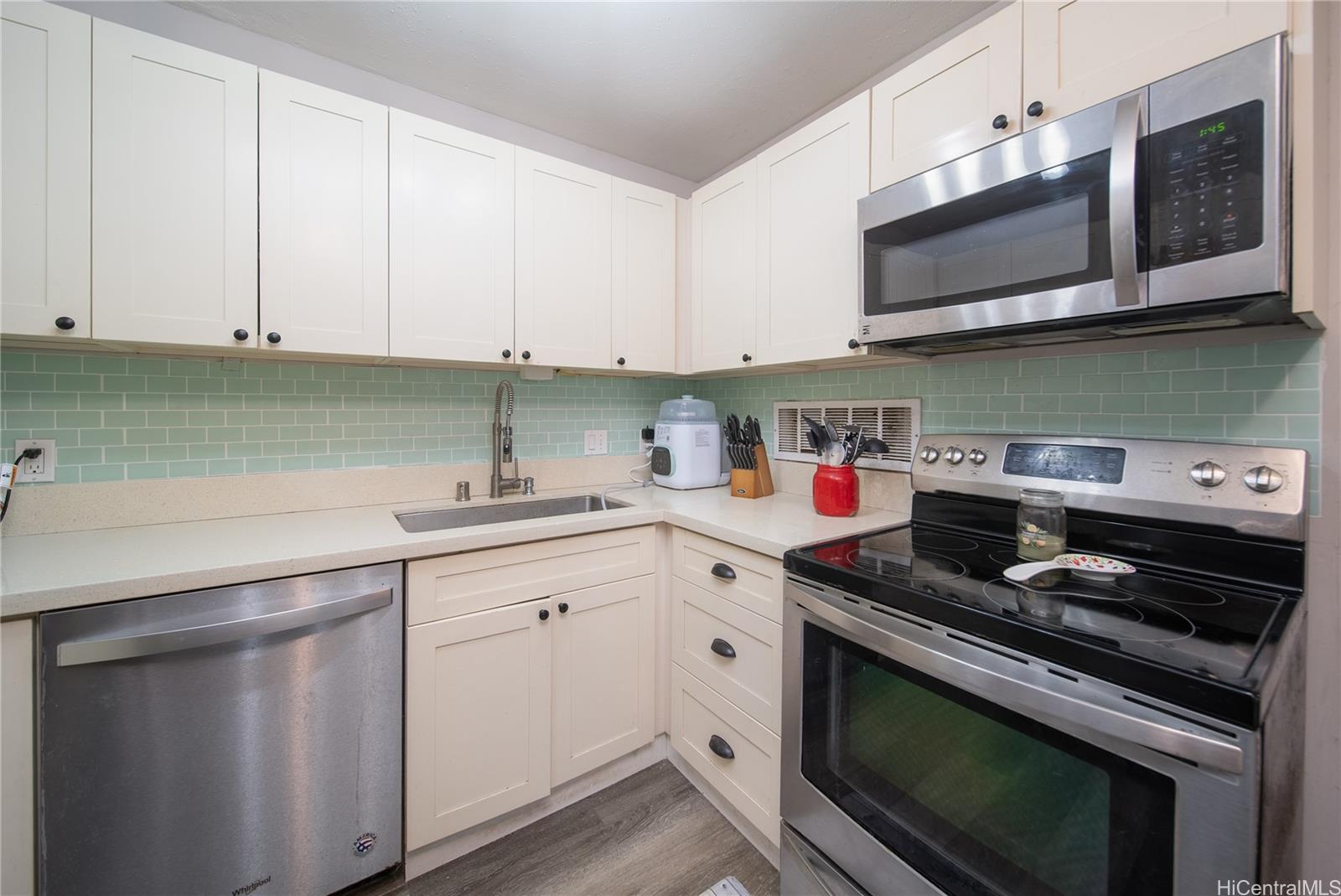 Woodwinds condo # A404, Wahiawa, Hawaii - photo 7 of 24