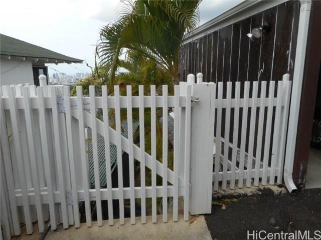 1602B-S Mikahala Way Honolulu - Rental - photo 5 of 17