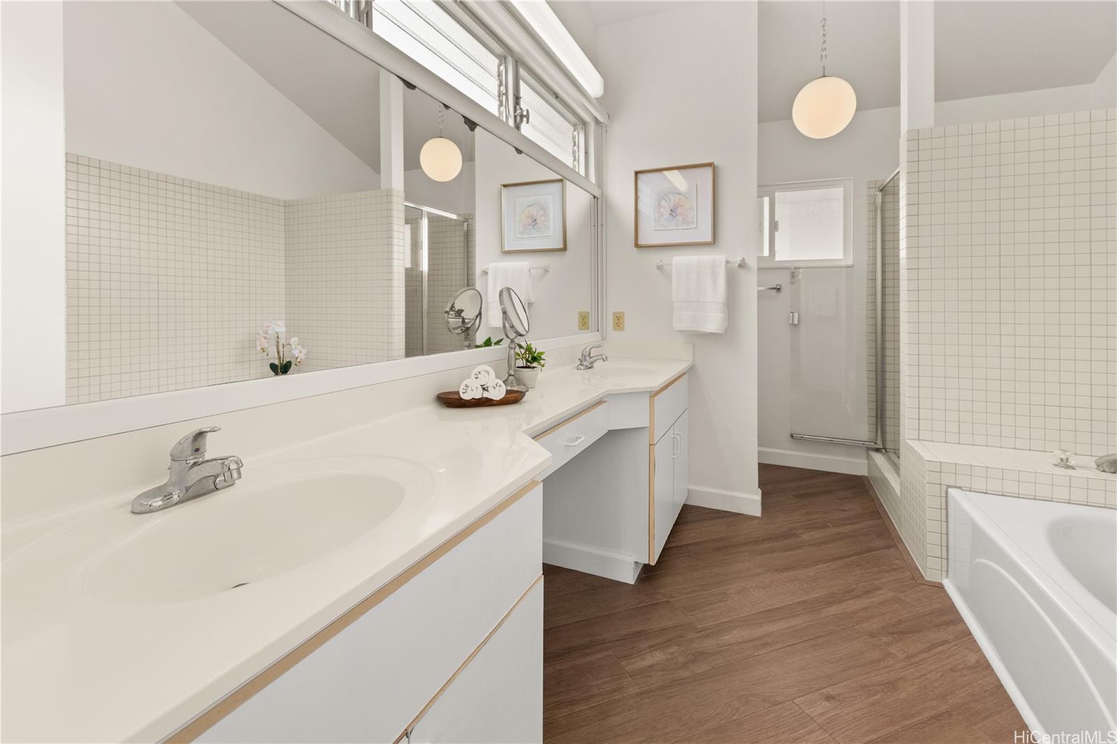 1604  Kanapuu Drive Kailua Bluffs, Kailua home - photo 13 of 24