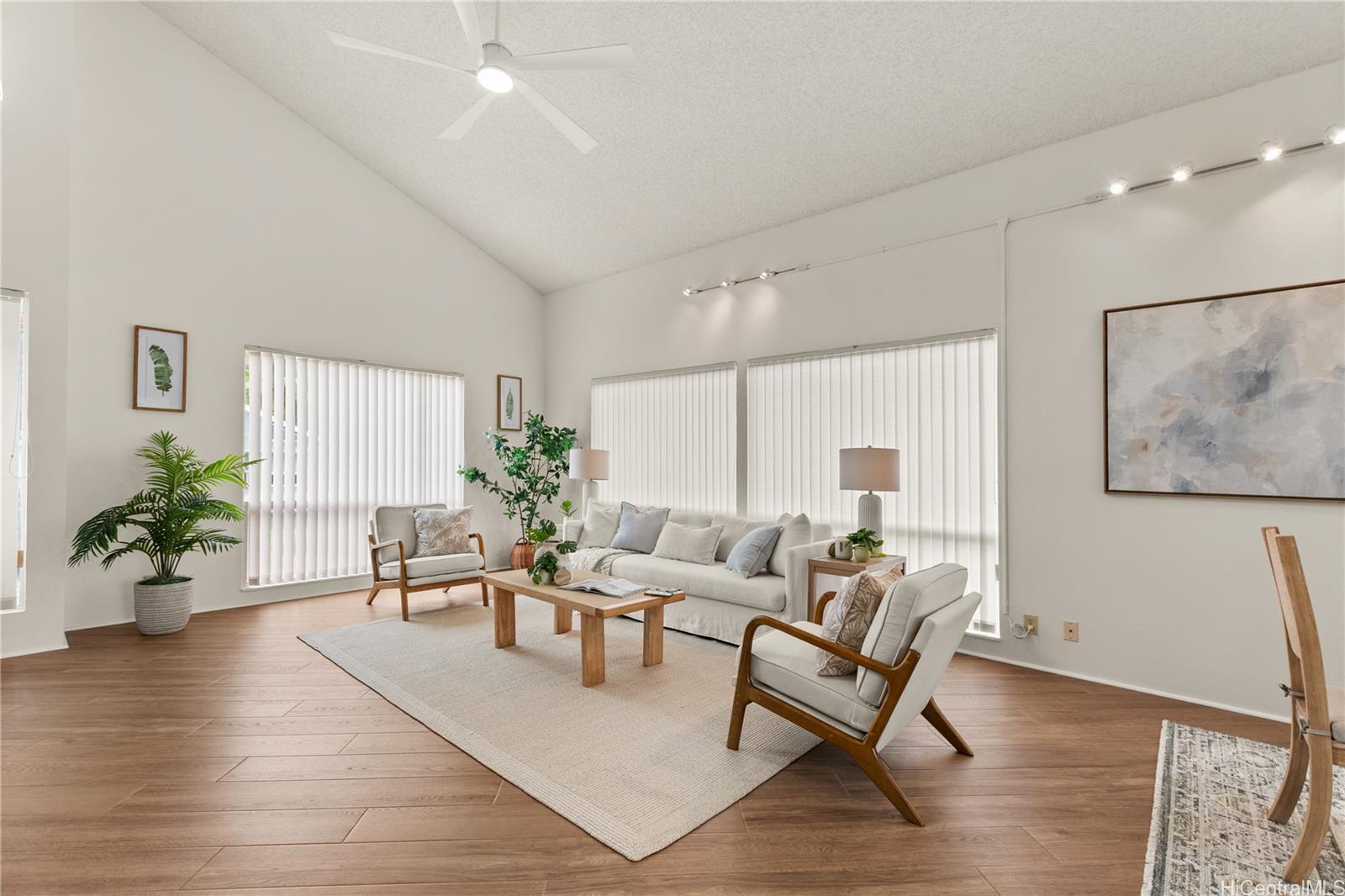 1604  Kanapuu Drive Kailua Bluffs, Kailua home - photo 5 of 24