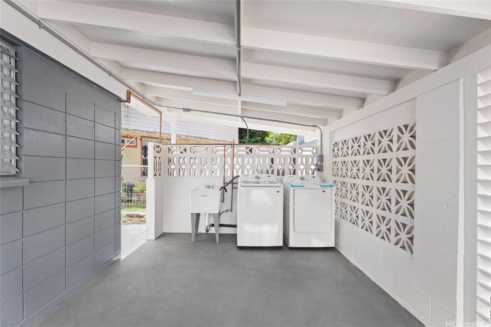 1605  Merkle Street Kalihi Uka, Honolulu home - photo 23 of 25