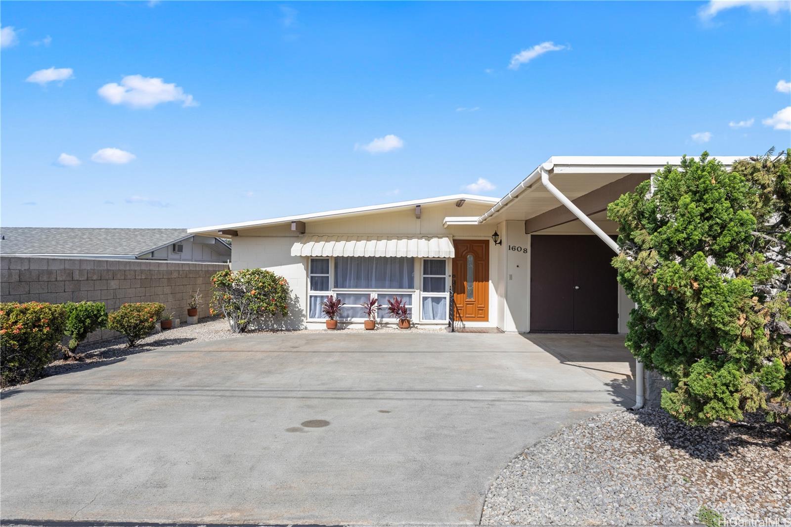 1608  Piikea Street Foster Village, PearlCity home - photo 2 of 18