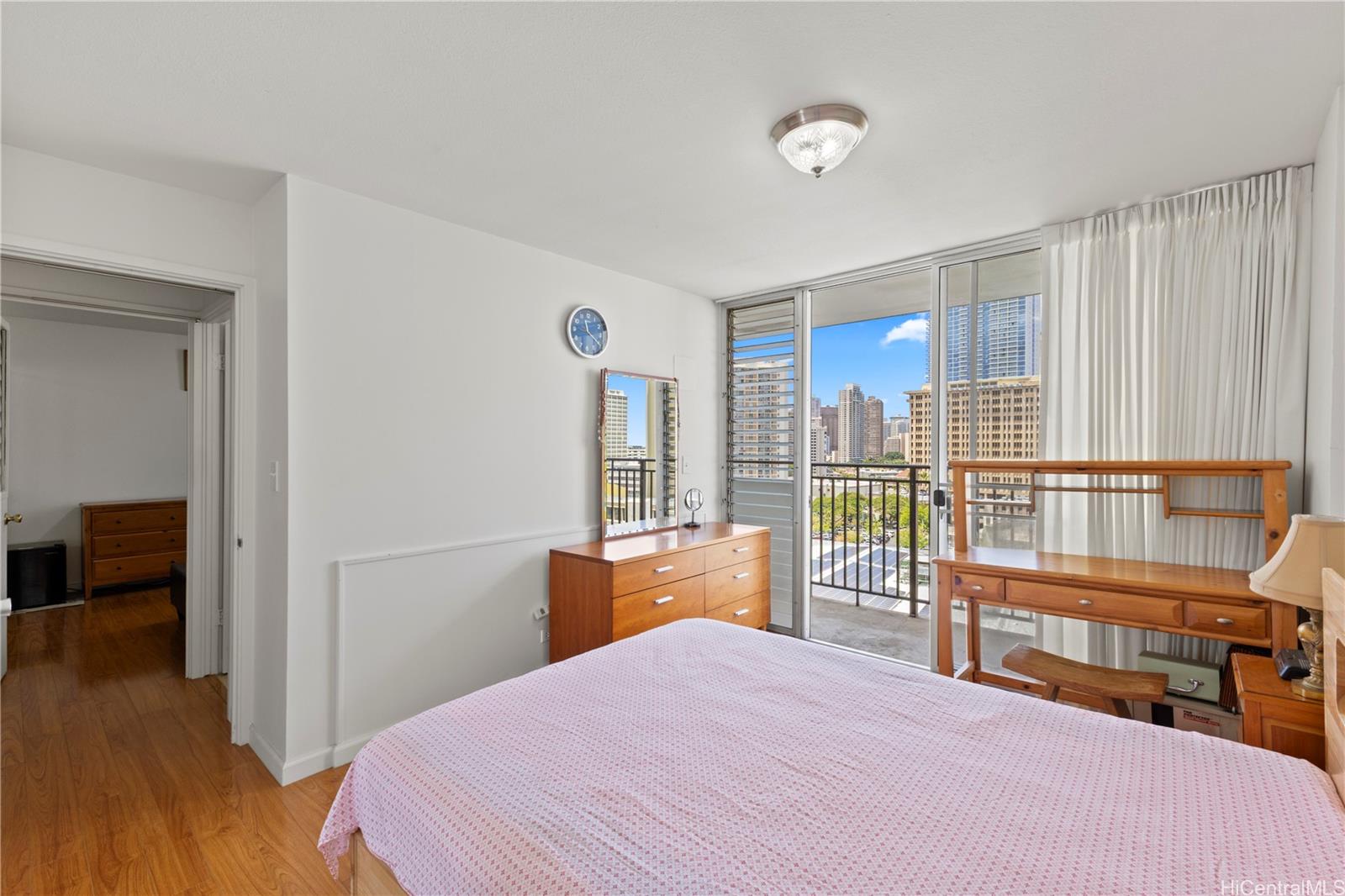 Kapiolani Towers condo # 1207, Honolulu, Hawaii - photo 11 of 25