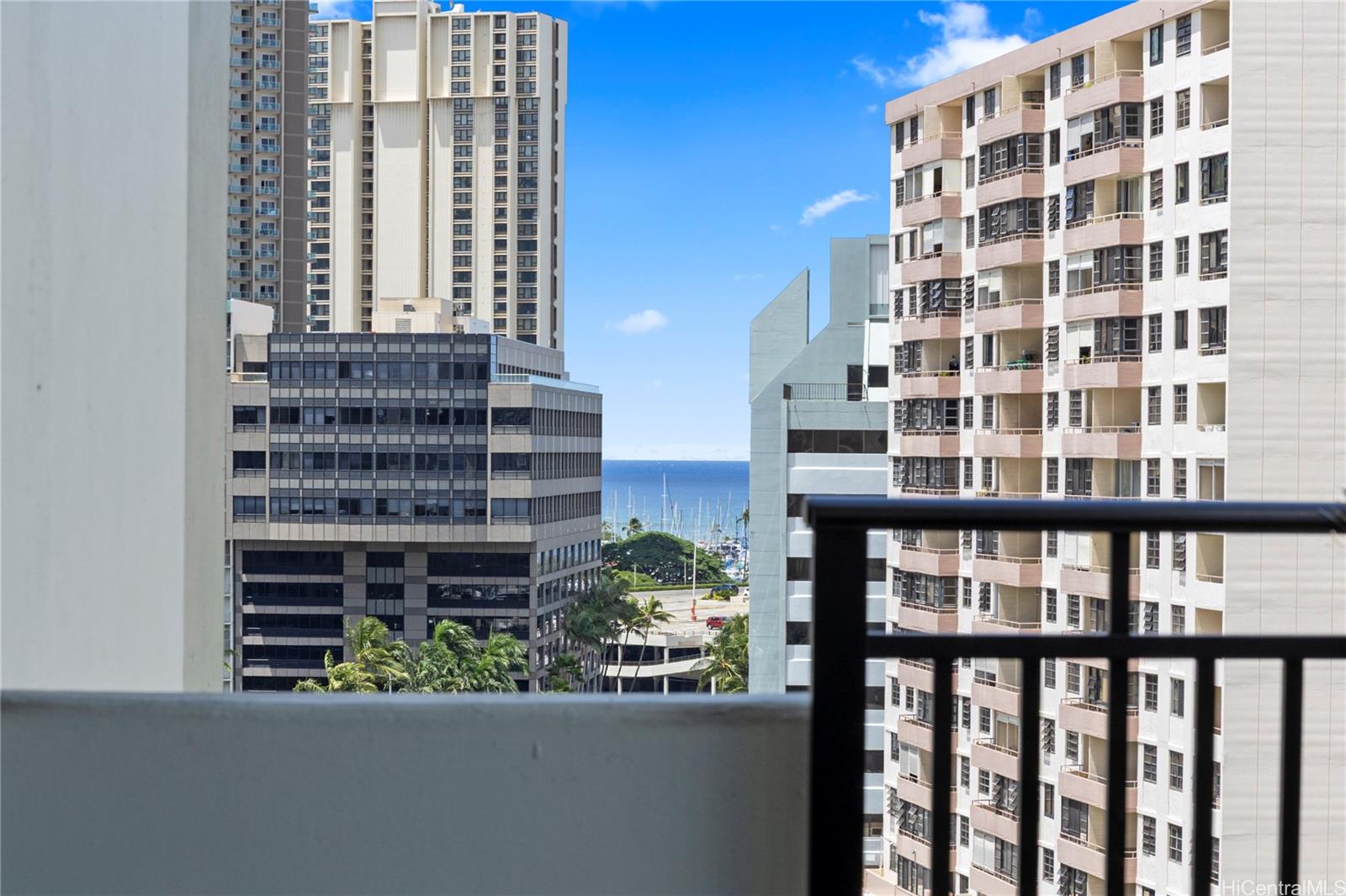 Kapiolani Towers condo # 1207, Honolulu, Hawaii - photo 21 of 25