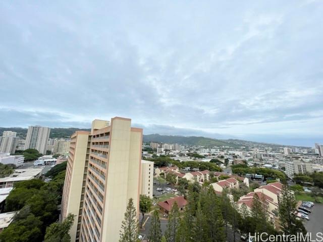Kapiolani Towers condo # 16B, Honolulu, Hawaii - photo 11 of 13