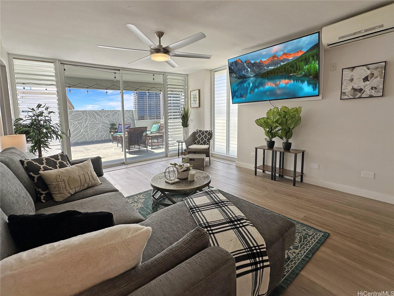 Kapiolani Towers condo # 16B, Honolulu, Hawaii - photo 11 of 25