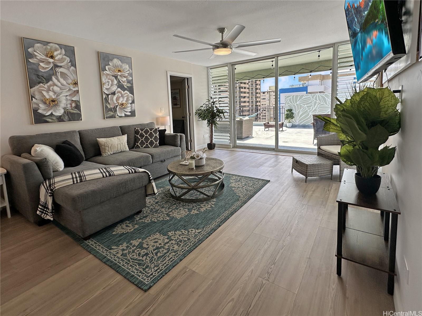 Kapiolani Towers condo # 16B, Honolulu, Hawaii - photo 12 of 25