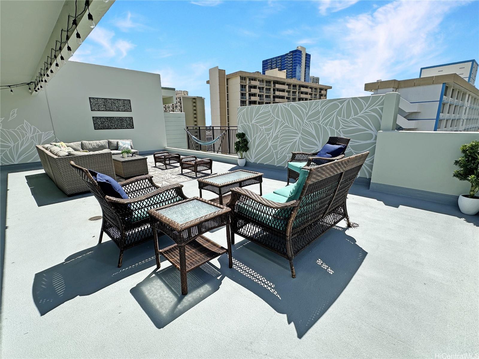 Kapiolani Towers condo # 16B, Honolulu, Hawaii - photo 14 of 25