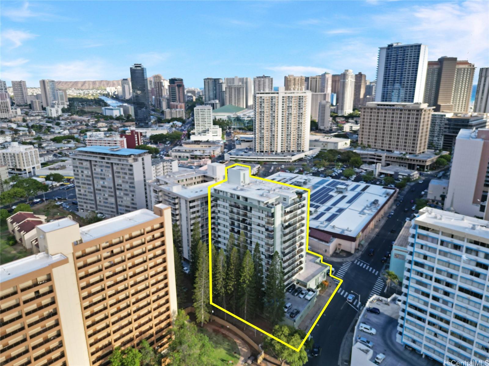 Kapiolani Towers condo # 16B, Honolulu, Hawaii - photo 19 of 25