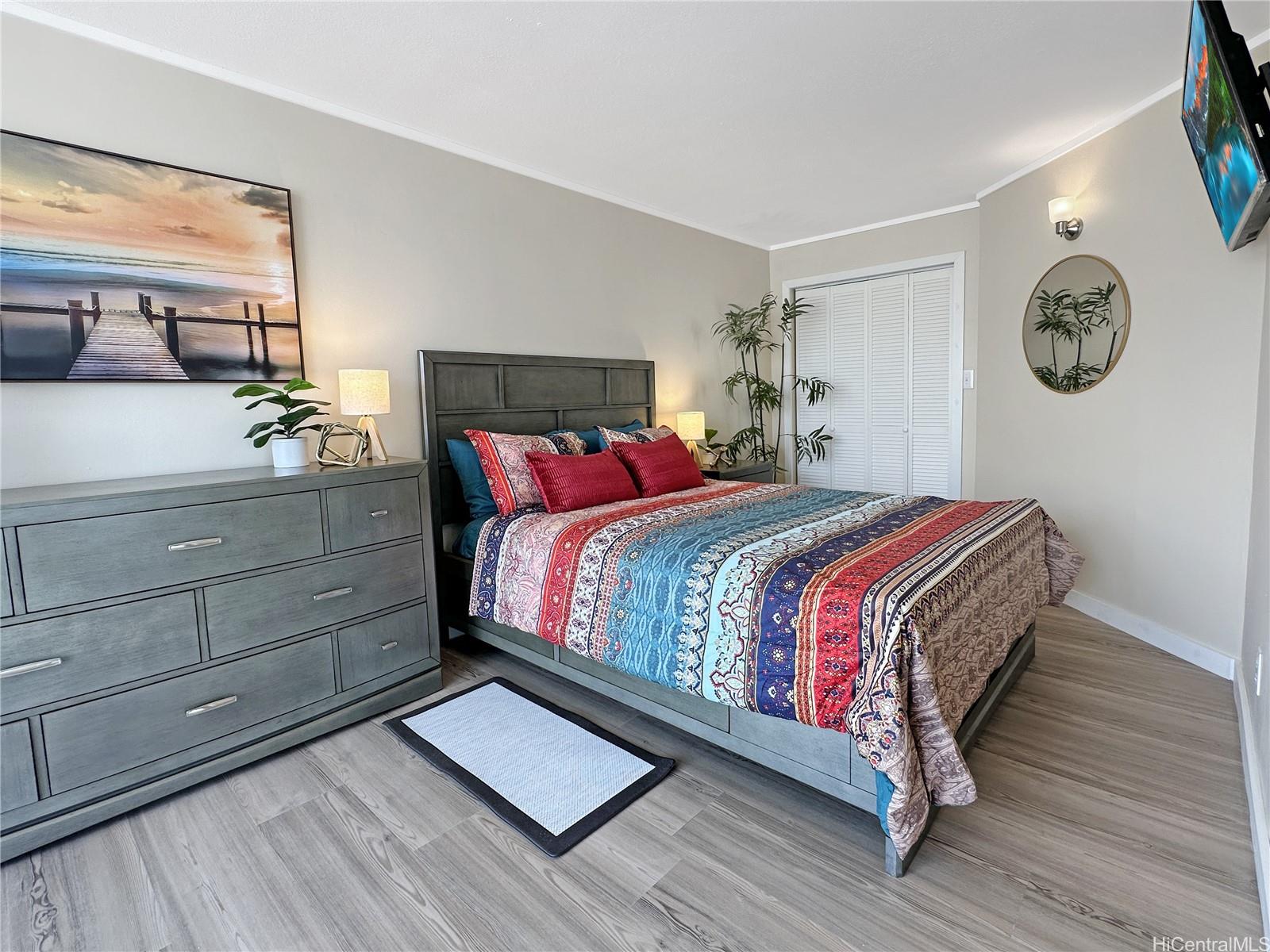 Kapiolani Towers condo # 16B, Honolulu, Hawaii - photo 7 of 25