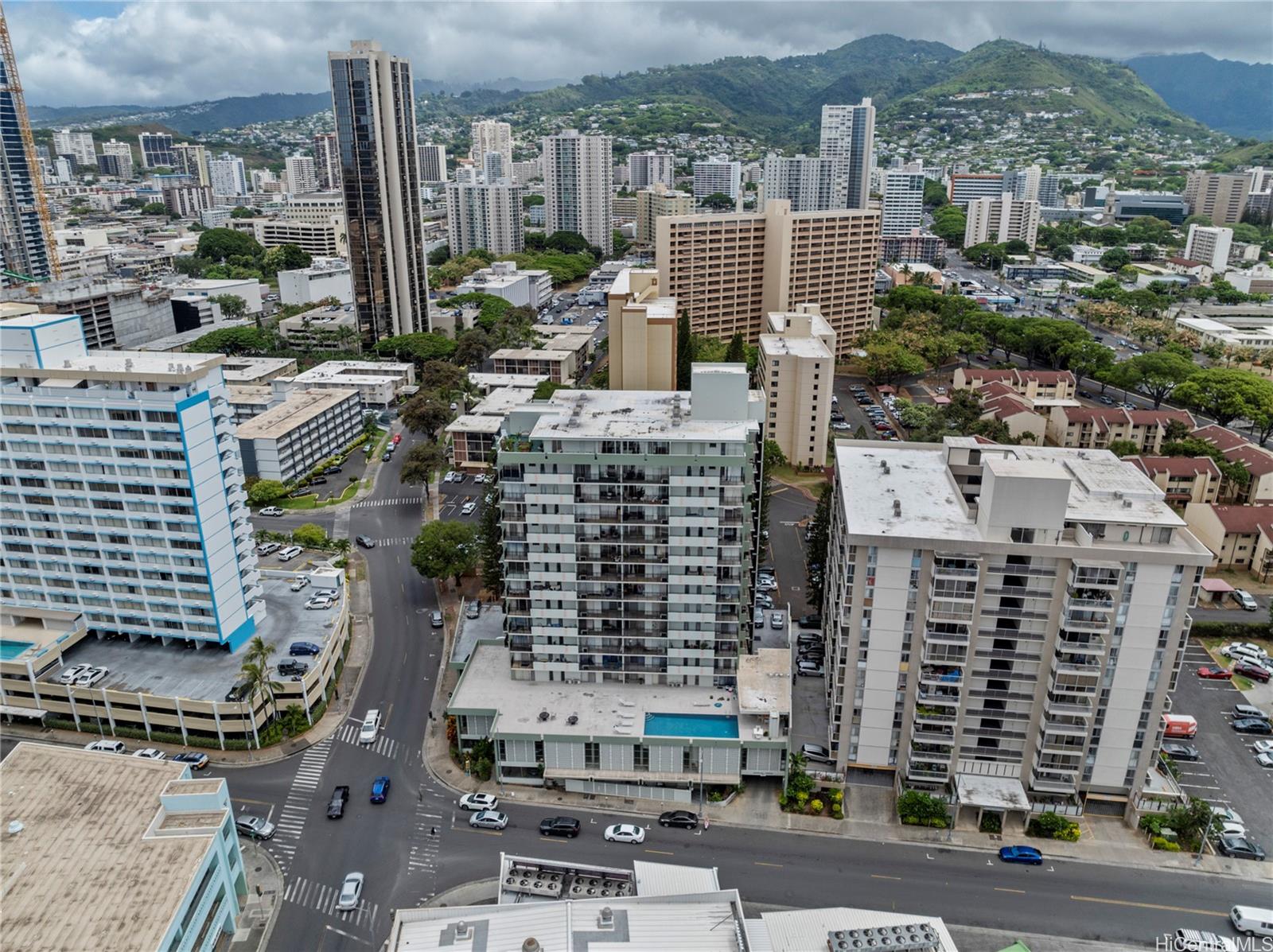 Kapiolani Towers condo # 308, Honolulu, Hawaii - photo 19 of 24