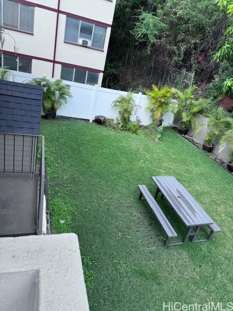 1614 Emerson Street Honolulu - Rental - photo 2 of 14
