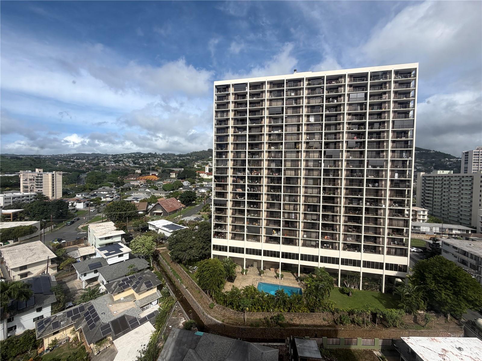 1616 Liholiho condo # 1401, Honolulu, Hawaii - photo 12 of 22
