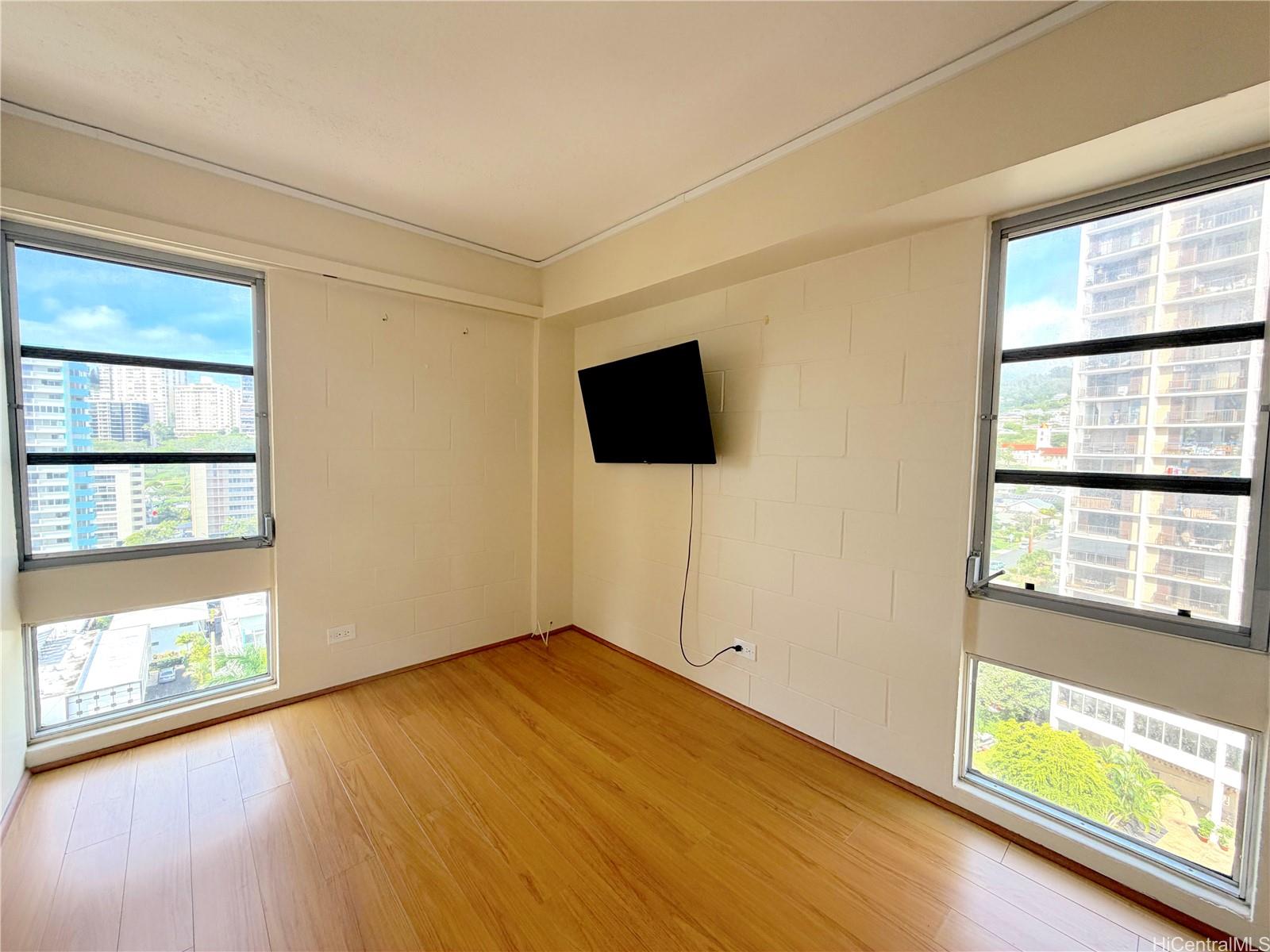 1616 Liholiho condo # 1401, Honolulu, Hawaii - photo 9 of 22