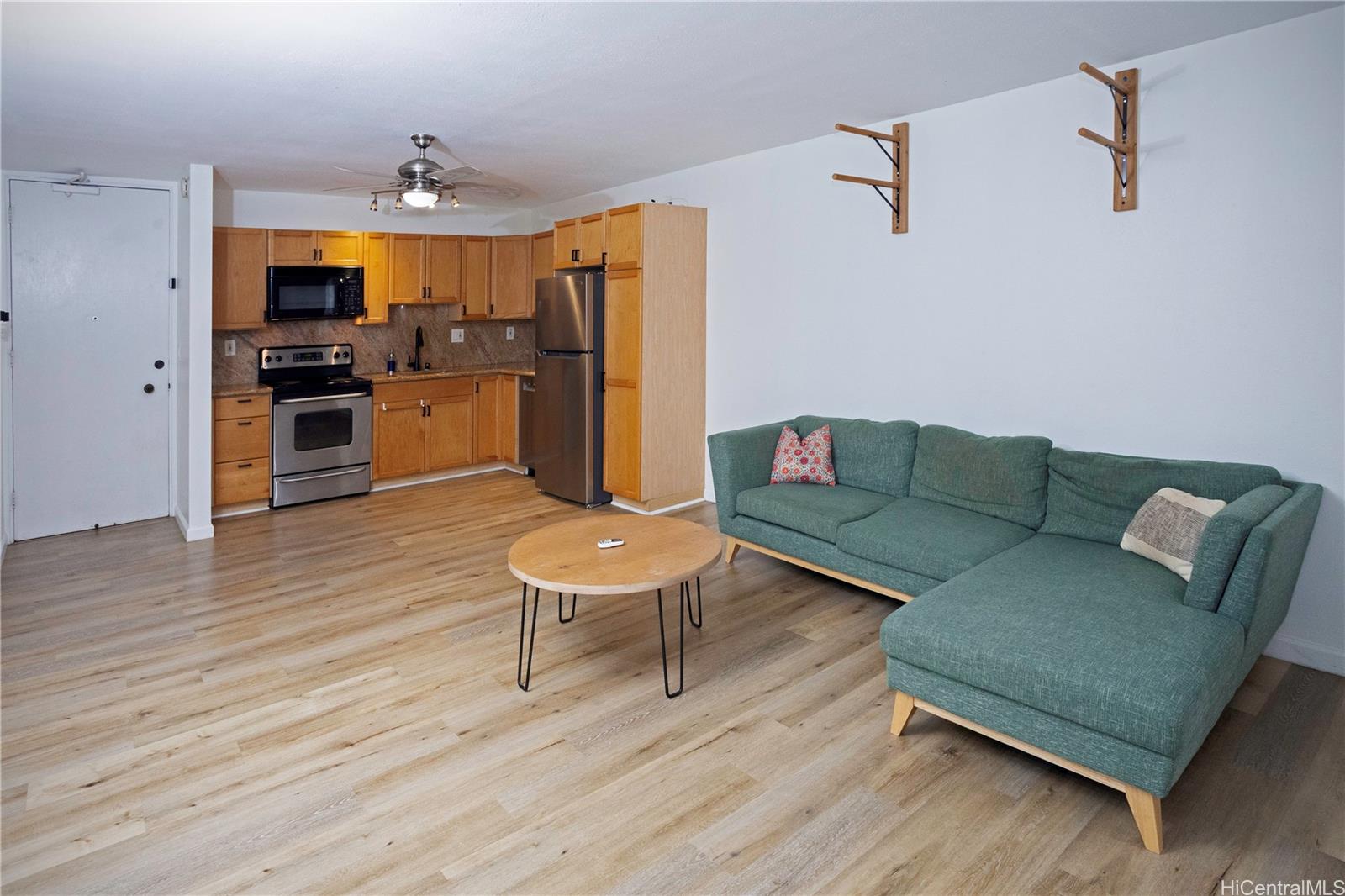 Punahou Sunset condo # 404, Honolulu, Hawaii - photo 2 of 20