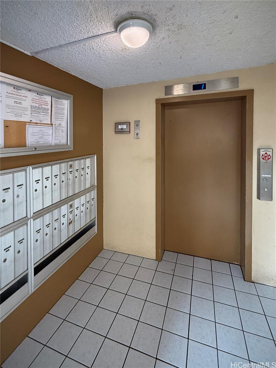 Punahou Sunset condo # 404, Honolulu, Hawaii - photo 14 of 20