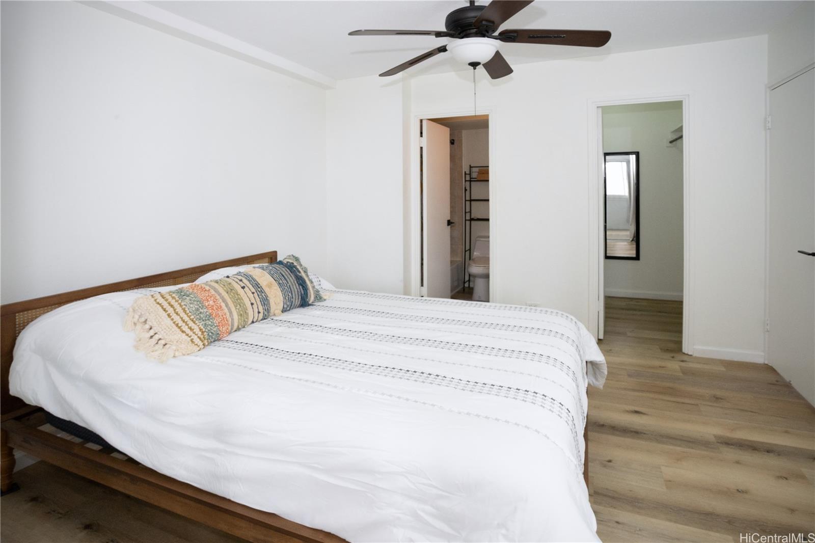 Punahou Sunset condo # 404, Honolulu, Hawaii - photo 7 of 20