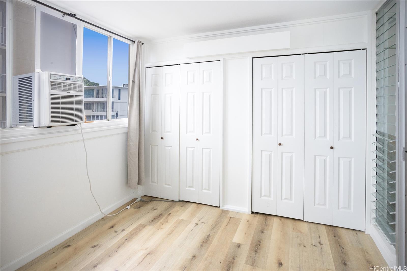 Punahou Sunset condo # 404, Honolulu, Hawaii - photo 10 of 20