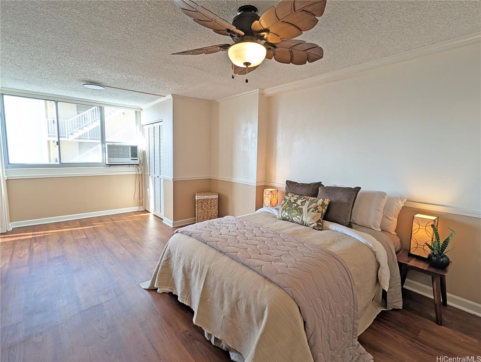 Punahou Sunset condo # 804, Honolulu, Hawaii - photo 8 of 12