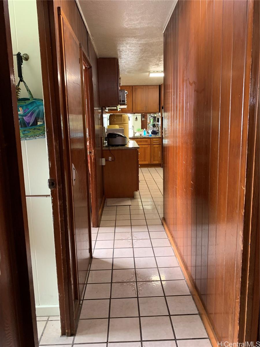 1617  Kamehameha IV Road Kalihi-lower, Honolulu home - photo 12 of 22