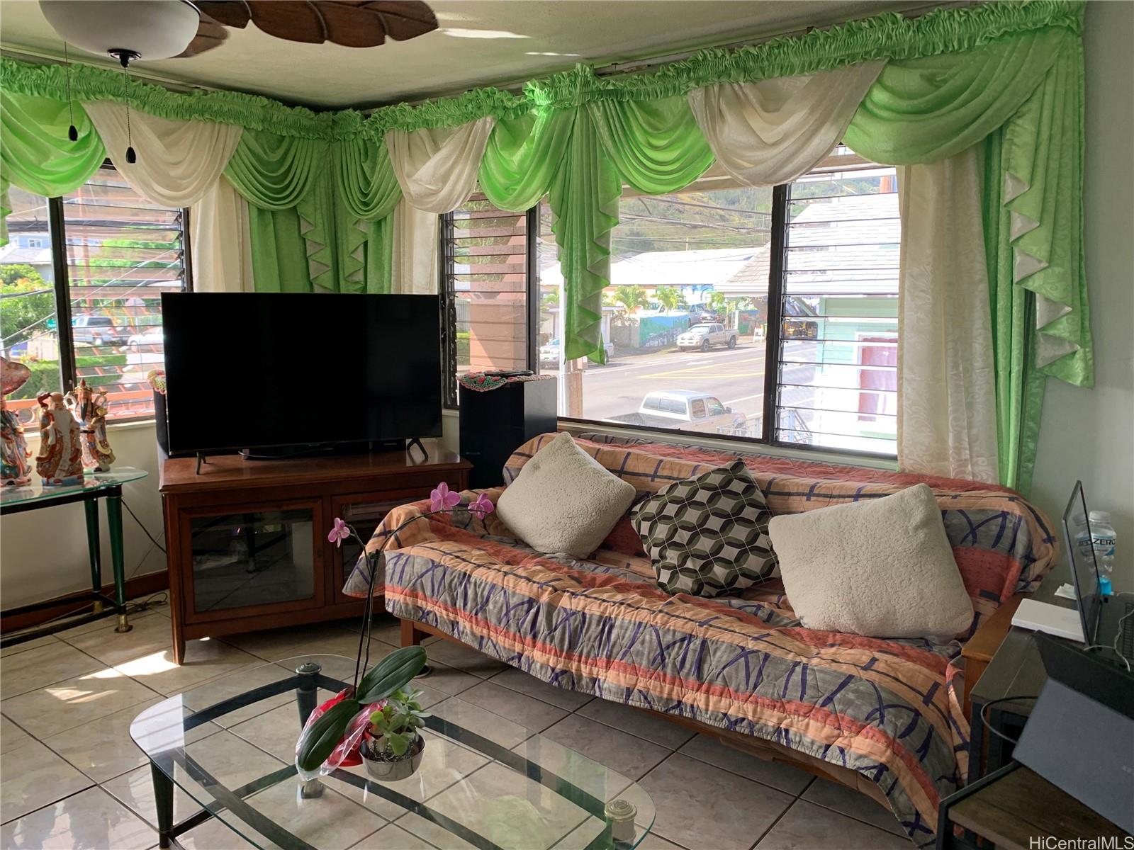 1617  Kamehameha IV Road Kalihi-lower, Honolulu home - photo 8 of 22