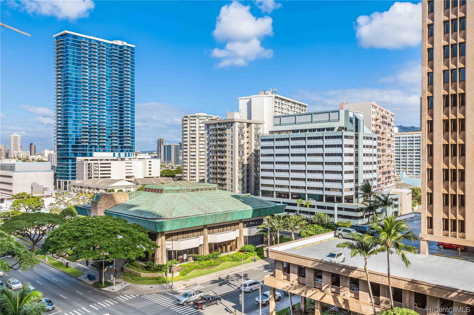Ala Moana Tower condo # 1001, Honolulu, Hawaii - photo 6 of 10