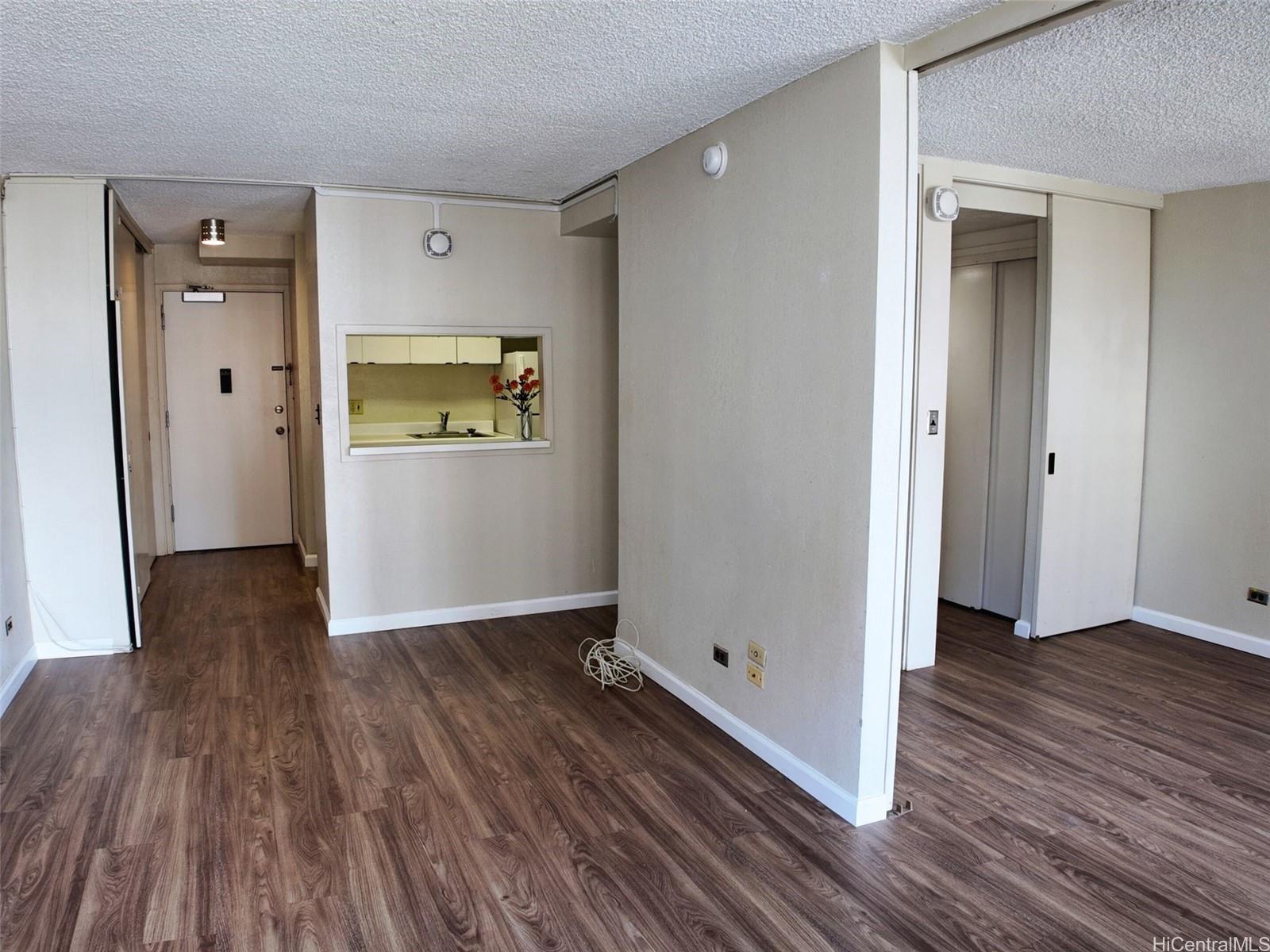 Ala Moana Tower condo # 1003, Honolulu, Hawaii - photo 3 of 14