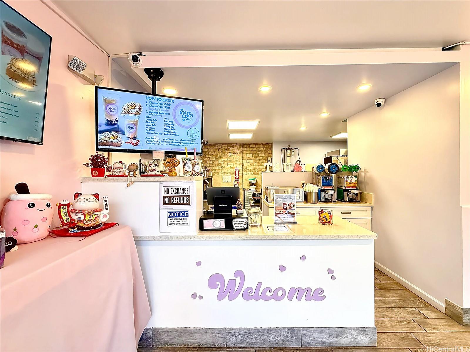 1617 Kapiolani Blvd Ala Moana Ala Moana Tower - photo 2 of 16