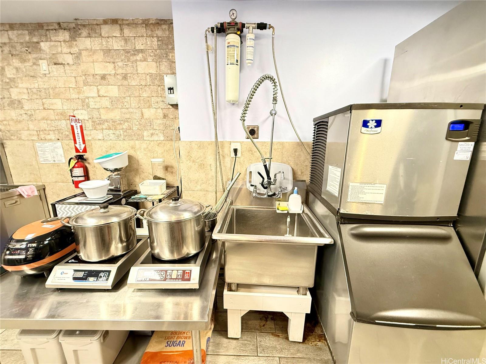 1617 Kapiolani Blvd Ala Moana Ala Moana Tower - photo 13 of 16