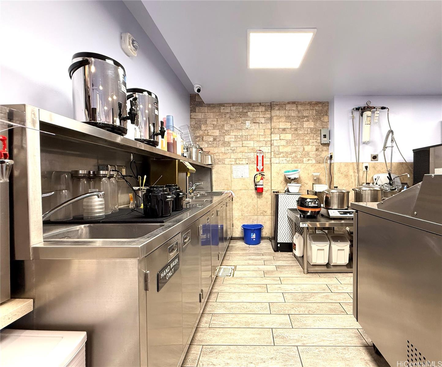 1617 Kapiolani Blvd Ala Moana Ala Moana Tower - photo 8 of 16