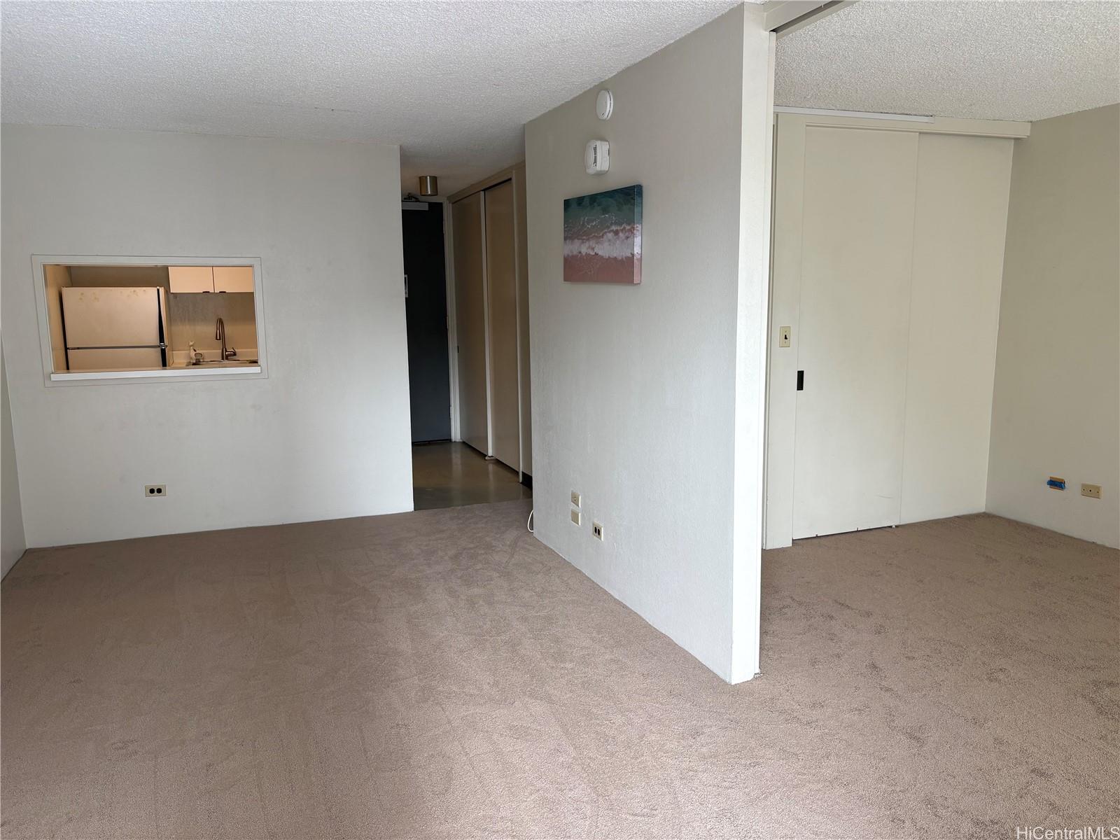 1617 Kapiolani Blvd Honolulu - Rental - photo 2 of 16