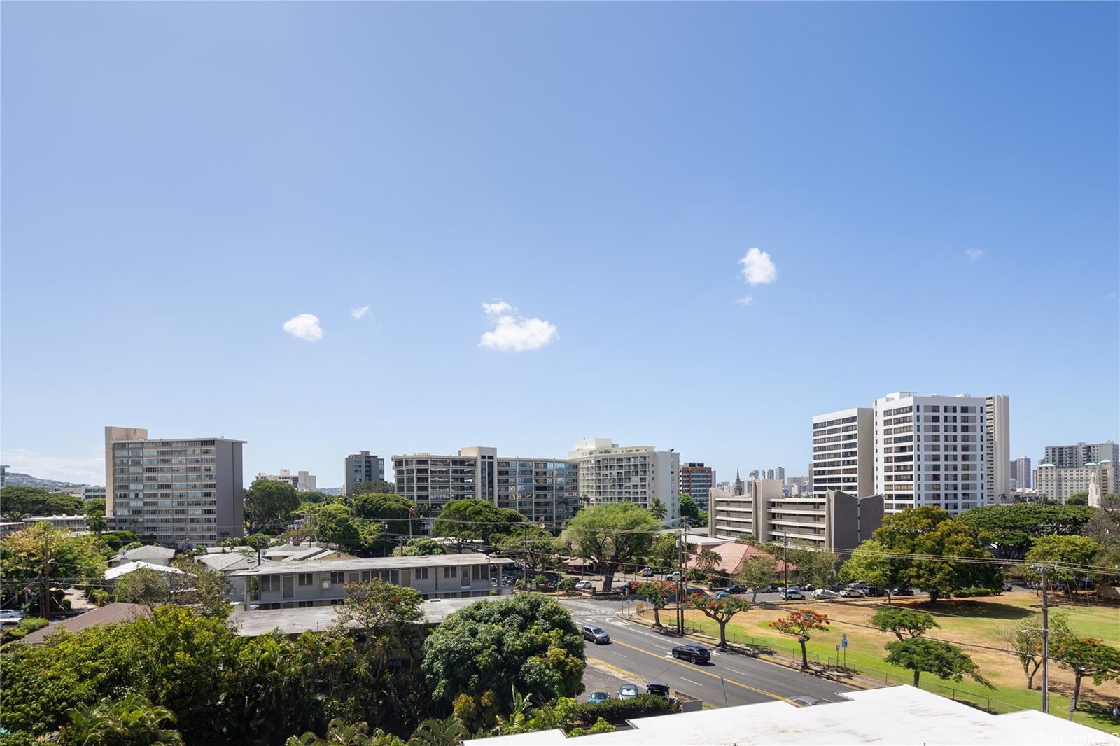 Makiki Towers condo # 705, Honolulu, Hawaii - photo 21 of 23