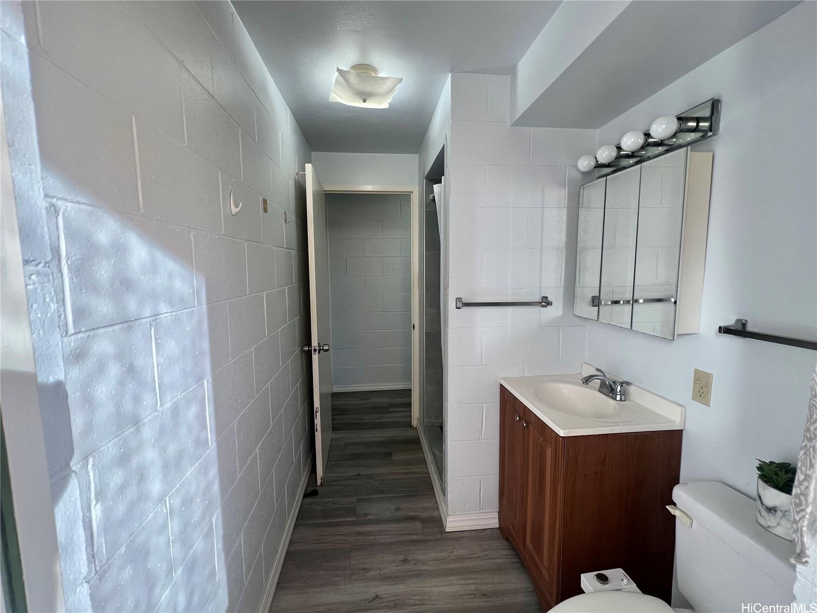 Pawaa Gardens condo # A207, Honolulu, Hawaii - photo 5 of 7