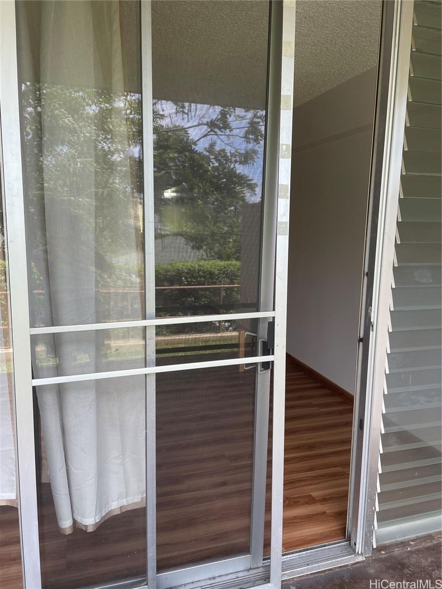 1619 Kamamalu Ave Honolulu - Rental - photo 15 of 18