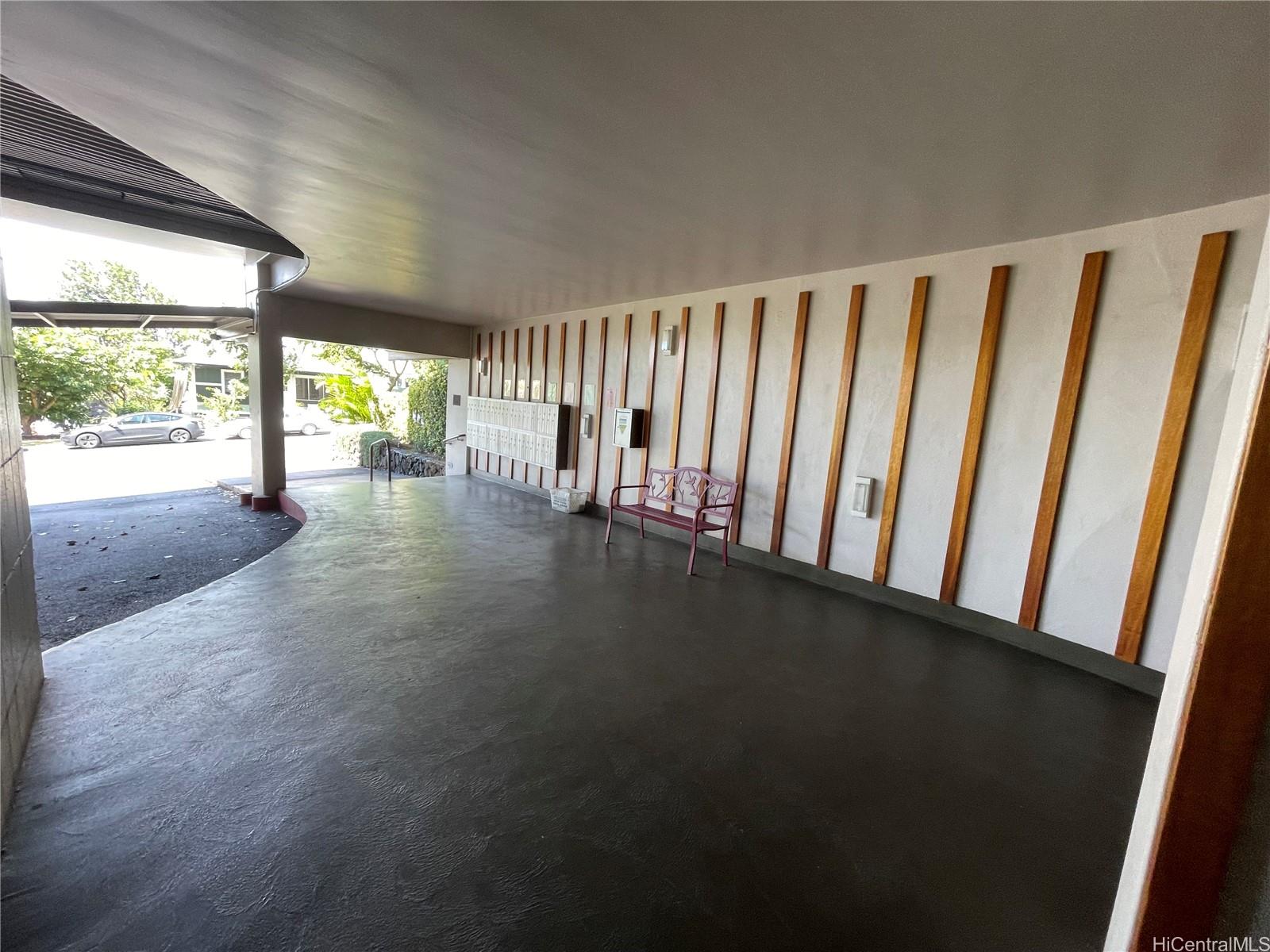 1619 Kamamalu Ave Honolulu - Rental - photo 17 of 18