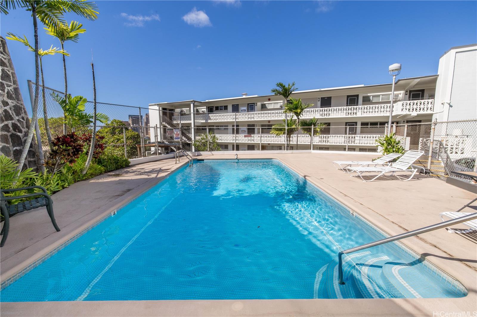 Aleo Hale condo # 301, Honolulu, Hawaii - photo 13 of 17